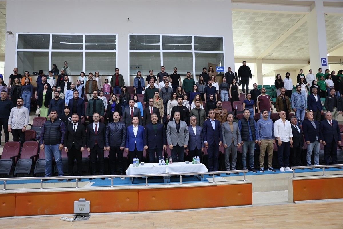 Gençlik ve Spor Bakanlığı Kredi ve Yurtlar Genel Müdürlüğü tarafından GSB yurtlarında barınan...