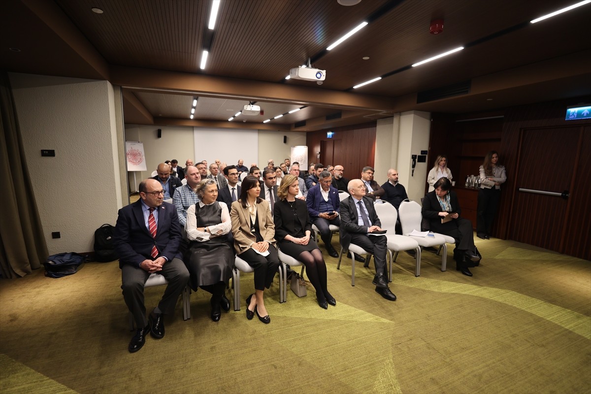 Gürcistan'ın başkenti Tiflis'te, "Gürcistan-Türkiye Ticaret İlişkileri" konulu seminer...