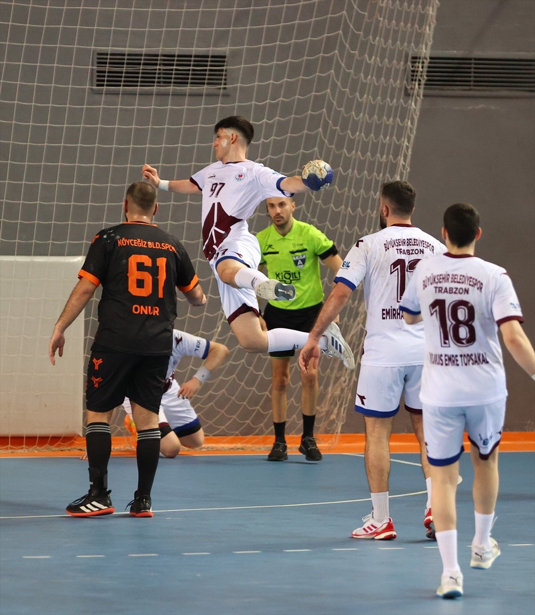 Hentbol Erkekler Süper Lig'in 22. haftasında Trabzon Büyükşehir Belediyespor ile Köyceğiz...