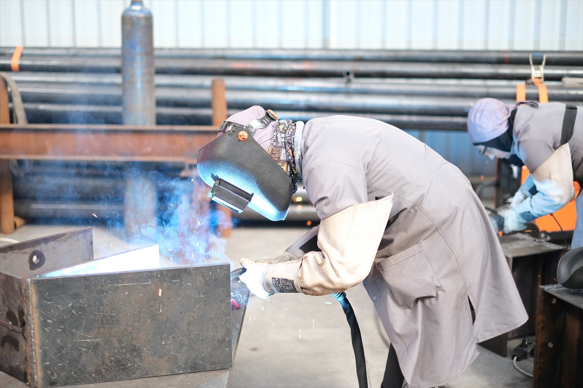 Hitit Üniversitesi ve Çorum Organize Sanayi Bölgesi (OSB) Müdürlüğü işbirliğiyle kadınların sanayi...