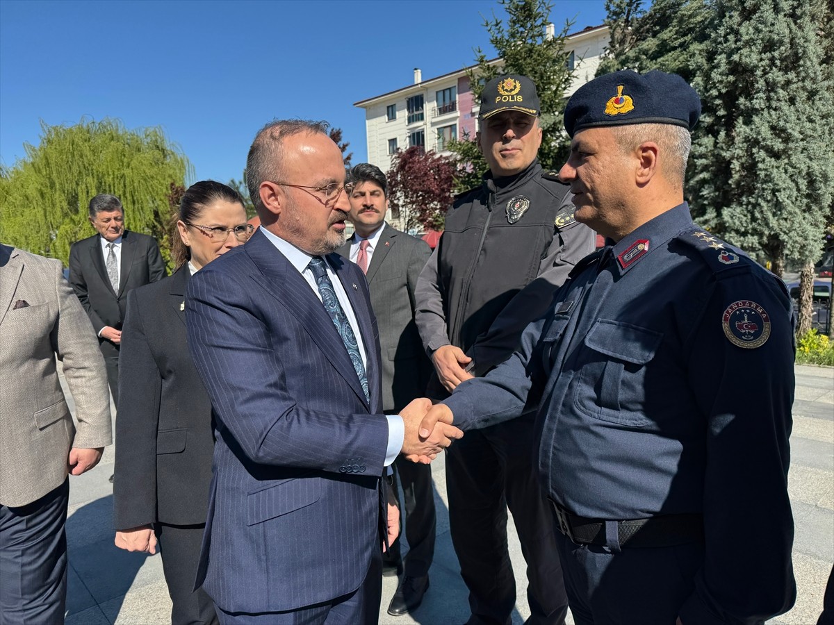 İçişleri Bakan Yardımcısı Bülent Turan, Bartın'da Vali Nurtaç Arslan'ı ziyaret etti.   