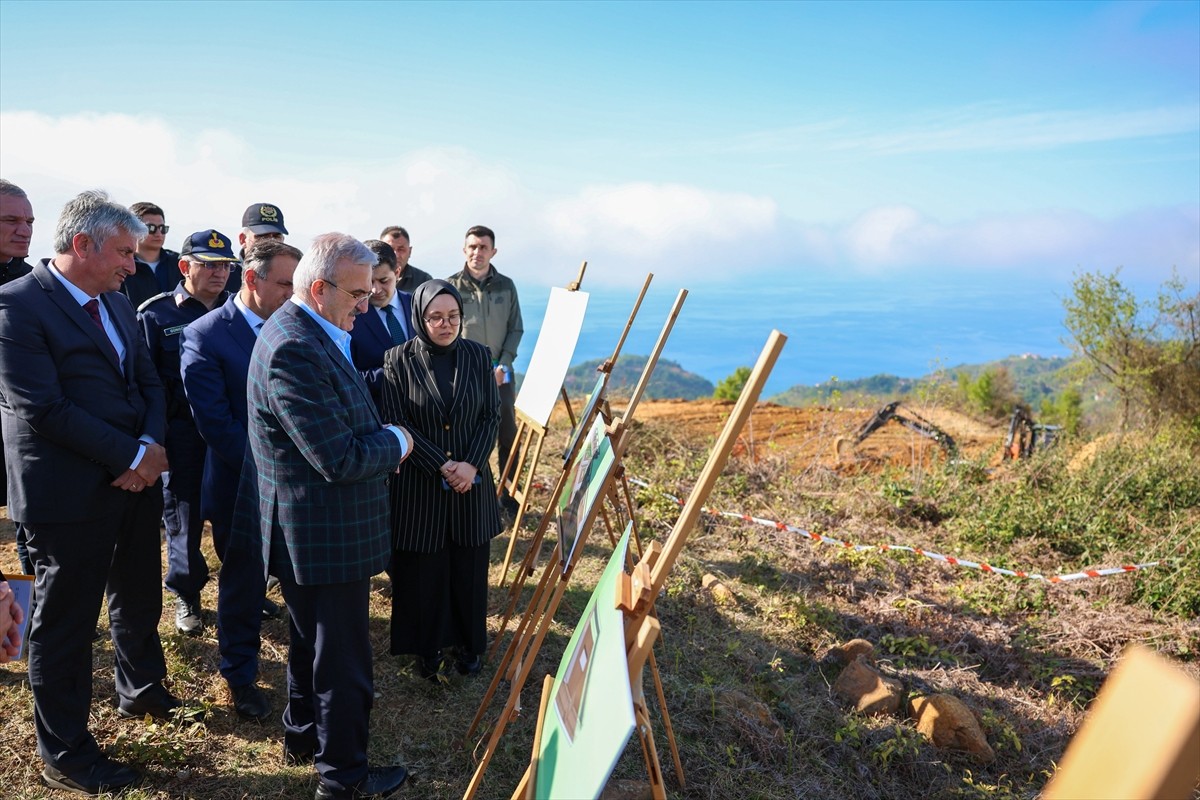 İçişleri Bakan Yardımcısı Münir Karaloğlu, Rize'deki programları kapsamında İl Özel İdaresince...