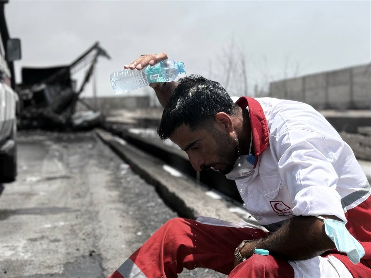 İran'ın Basra Körfezi kıyısında yer alan Bender Abbas Limanı'nda 26 Nisan'da meydana gelen...