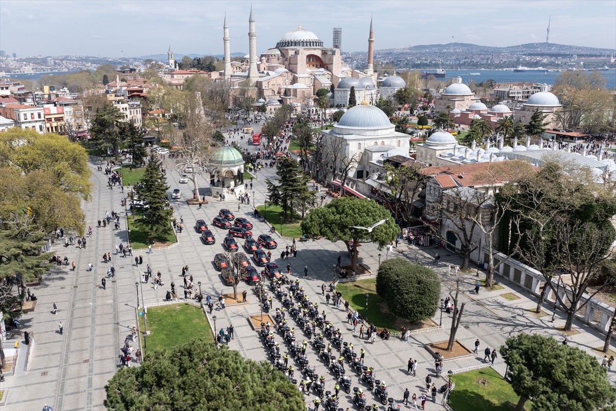 İstanbul Emniyet Müdürlüğünce "Türk Polis Teşkilatı'nın 180. kuruluş yıl dönümü ve Polis Haftası"...