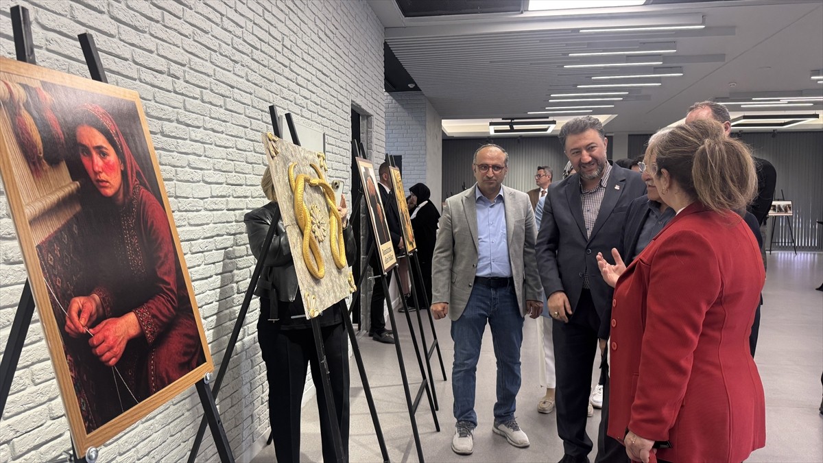 Kayseri'de, Erciyes Üniversitesi (ERÜ) İç Hastalıkları Romatoloji Bilim Dalı öğretim üyelerince...