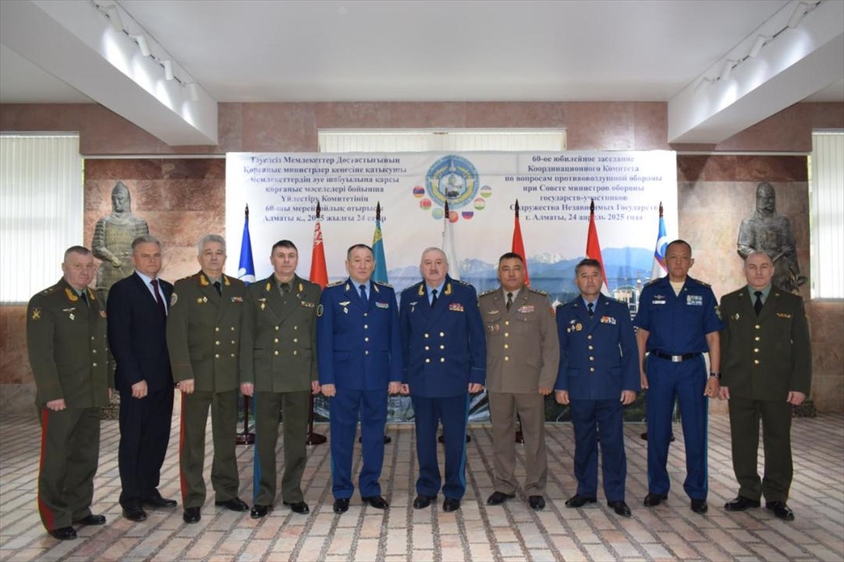 Kazakistan'ın Almatı şehrinde bir araya gelen Bağımsız Devletler Topluluğu (BDT) üyesi ülkelerin...