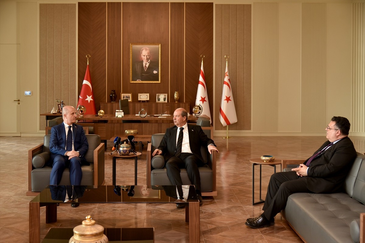 Kuzey Kıbrıs Türk Cumhuriyeti (KKTC) Cumhurbaşkanı Ersin Tatar, Yükseköğretim Kurulu (YÖK) Başkanı...