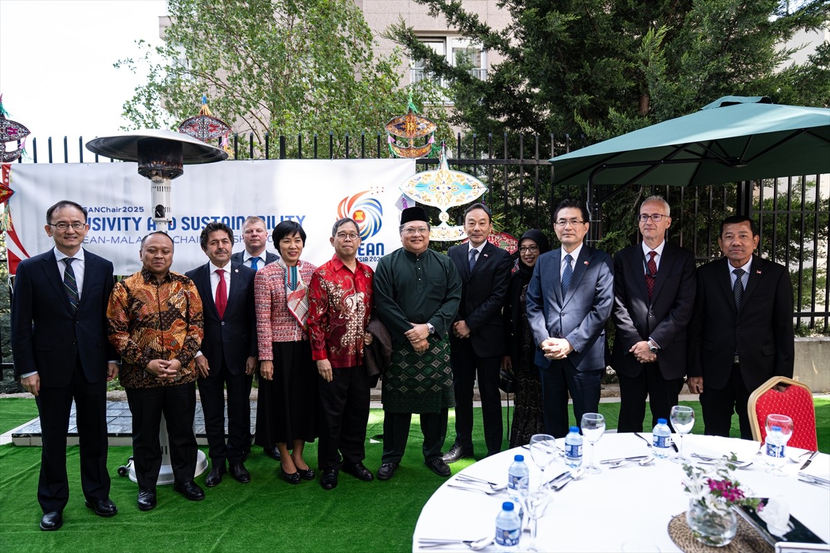 Malezya'nın Ankara Büyükelçiliğince, Güneydoğu Asya Uluslar Birliği (ASEAN) ülkelerinin...