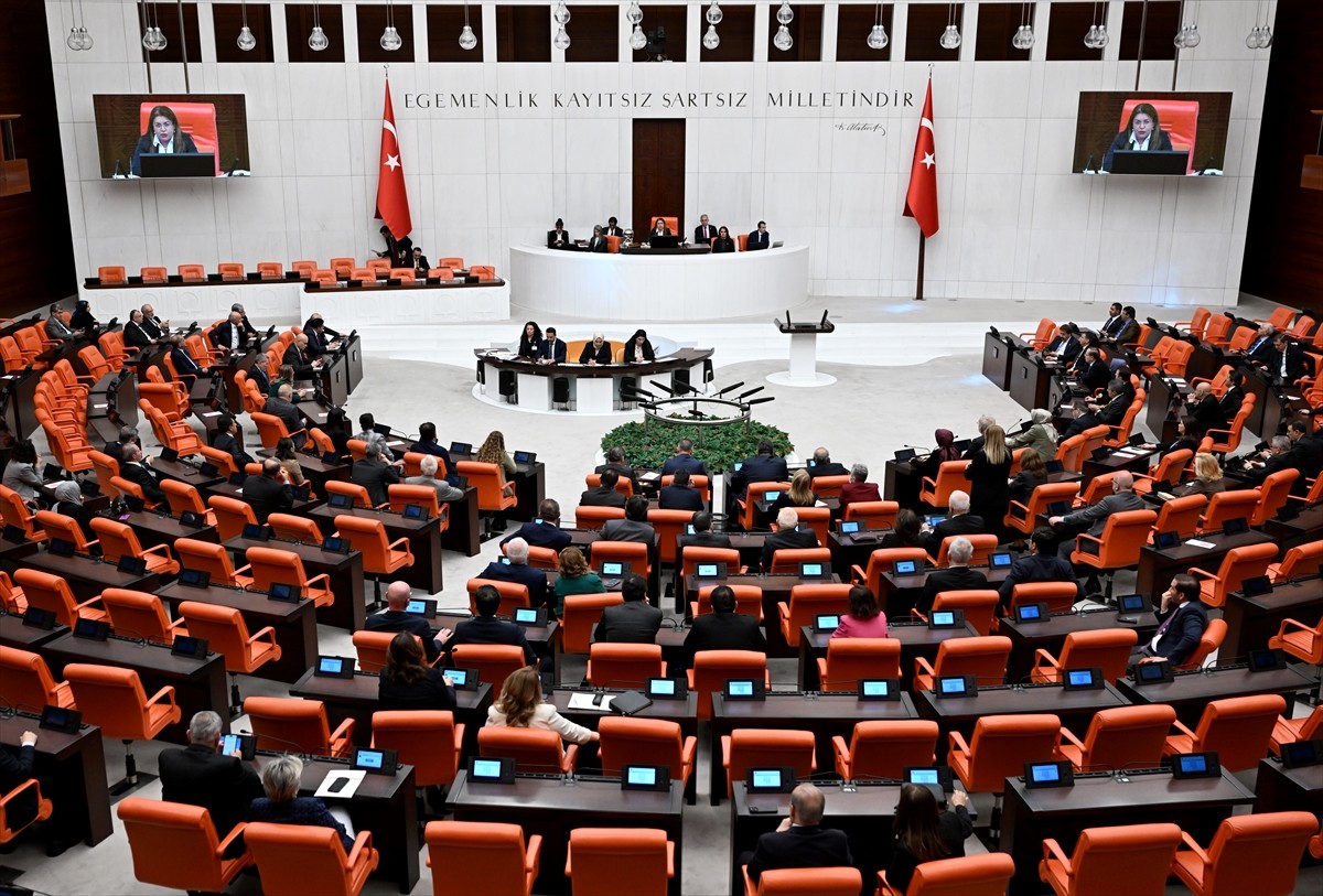 Meclis Başkanvekili ve DEM Parti İstanbul Milletvekili Sırrı Süreyya Önder'in geçirdiği...