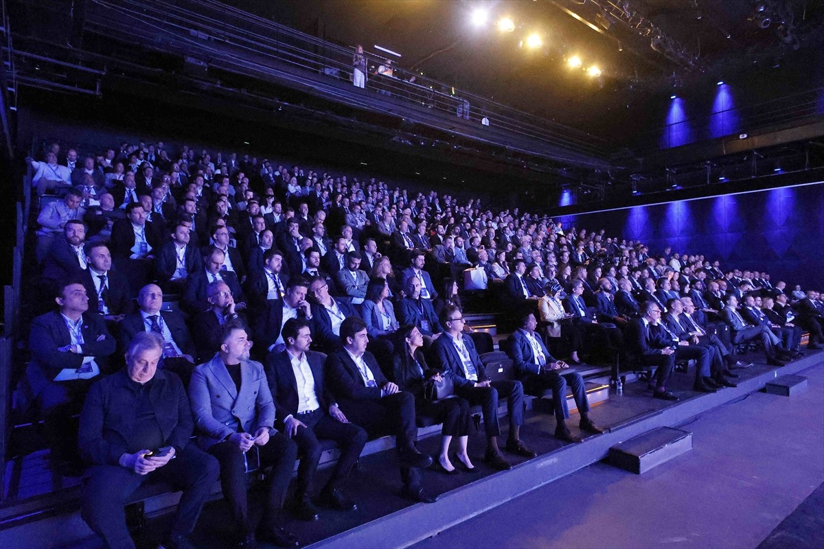 Otomotiv satış sonrası ürün ve hizmetler sektörünün temsilcileri bu yıl ikincisi düzenlenen...