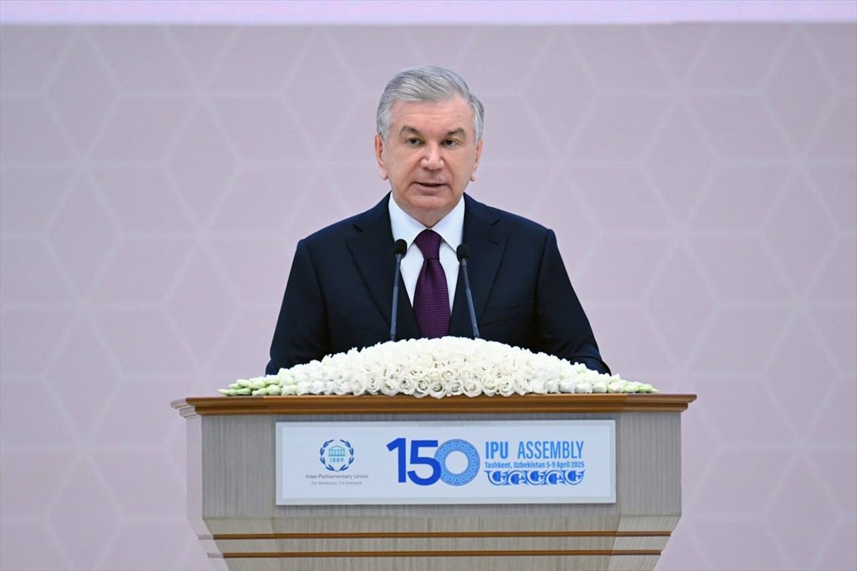 Özbekistan Cumhurbaşkanı Şevket Mirziyoyev (fotoğrafta), Taşkent’te devam eden, 190 üye ülke, 15...