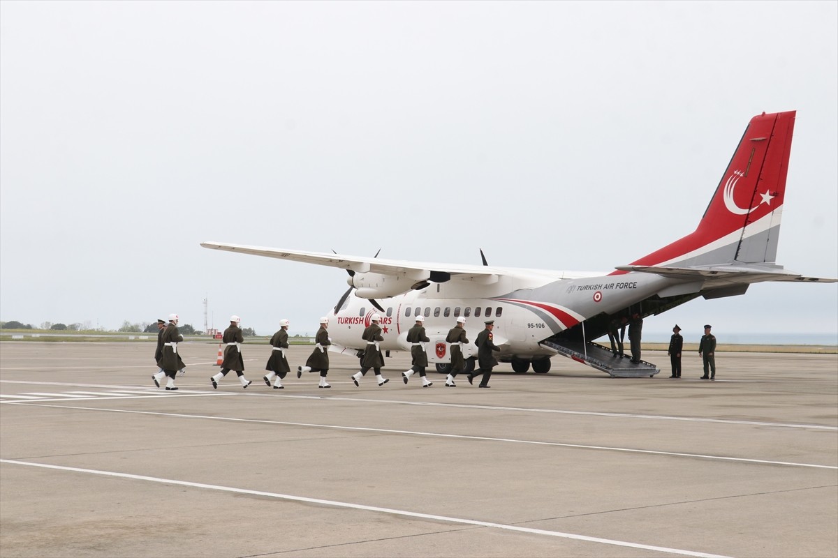 Pençe-Kilit Operasyonu bölgesinde teröristlerin saldırısında ağır yaralanan ve tedavi gördüğü...