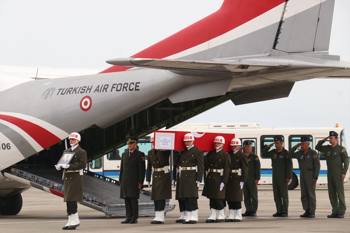 Pençe-Kilit Operasyonu bölgesinde teröristlerin saldırısında ağır yaralanan ve tedavi gördüğü...
