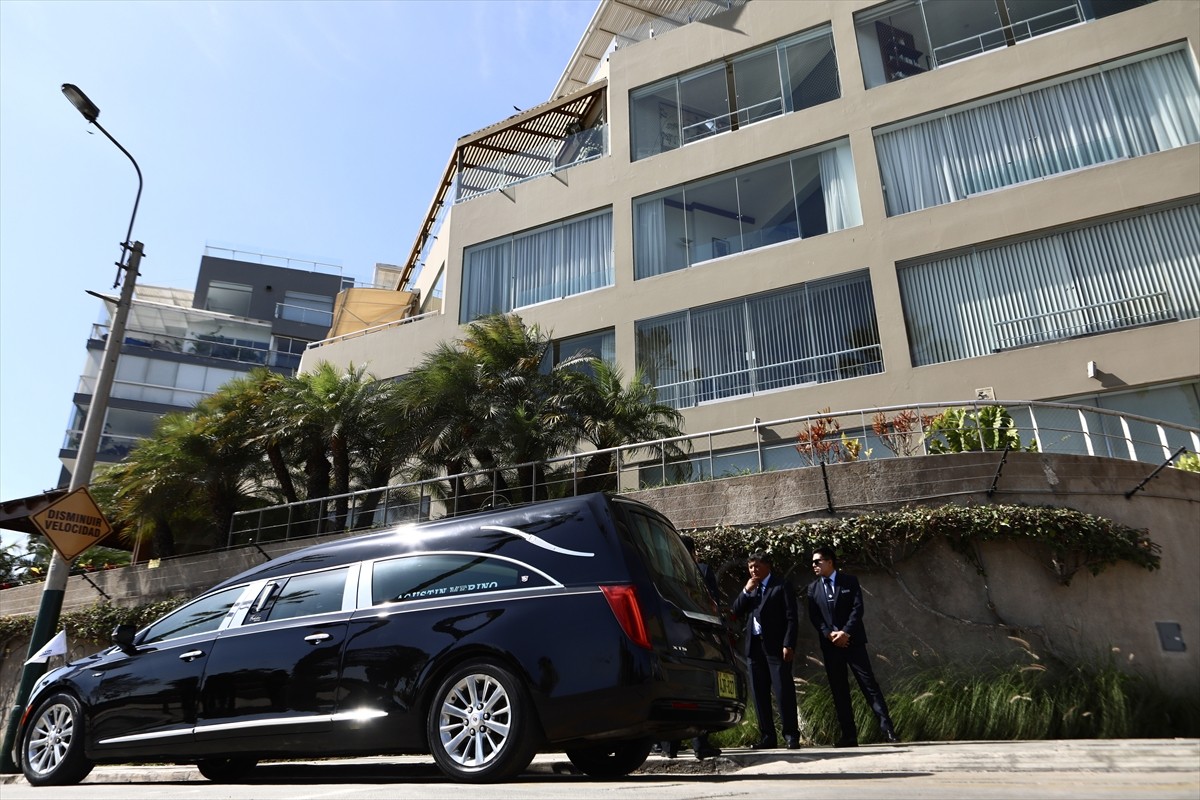 Perulu Nobel Edebiyat Ödülü sahibi yazar Mario Vargas Llosa'nın 89 yaşında yaşamını yitirdiği...