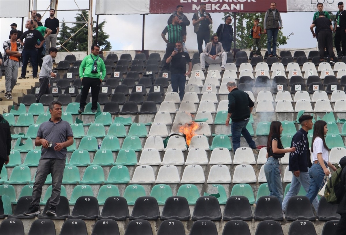 Profesyonel liglerde 1966-67'den bu yana yer alan ve bu yıl Nesine 3. Lig'de mücadele eden...