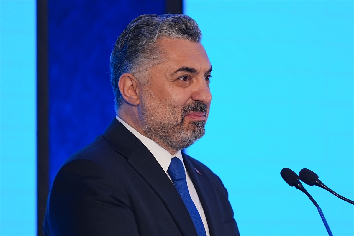 Radyo ve Televizyon Üst Kurulu (RTÜK) tarafından medya içeriklerinin toplumsal yapı üzerindeki...