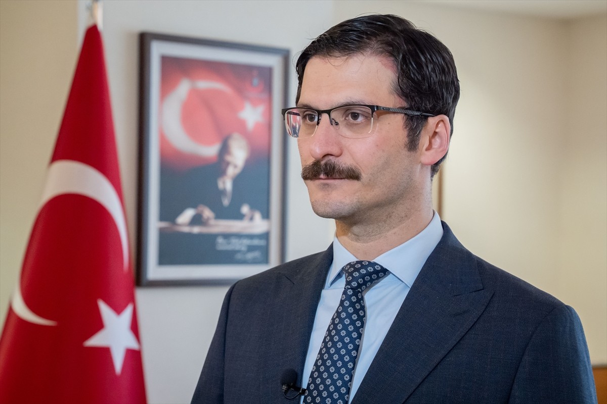 Sağlık Bakanlığınca tüm ilaçları ücretsiz sağlanan tüberküloz hastalarının düzenli ilaç...