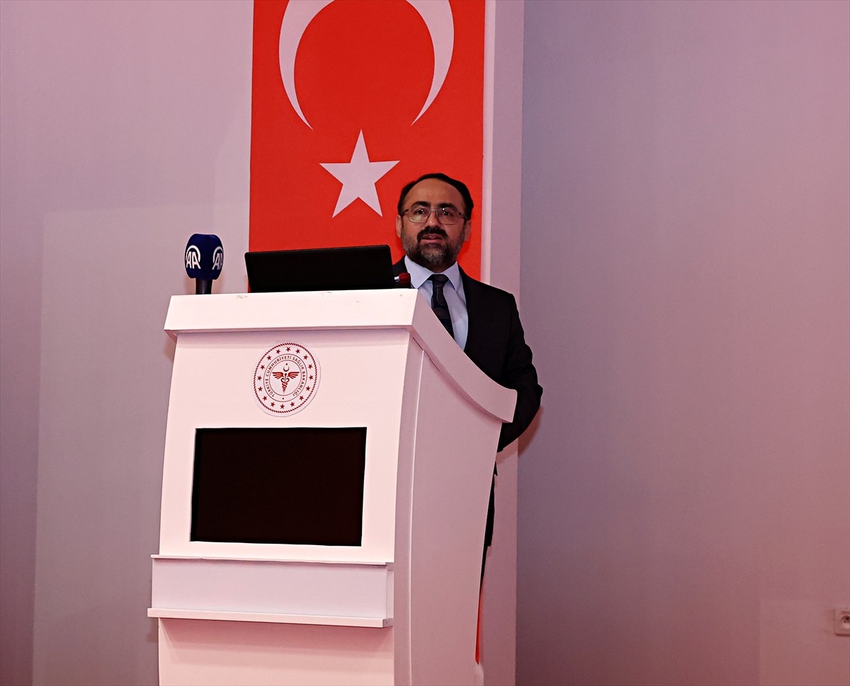 Samsun'da "1. Samsun Evde Sağlık Hizmetlerinde Alzheimer Hastalığının Yönetimi Sempozyumu"...