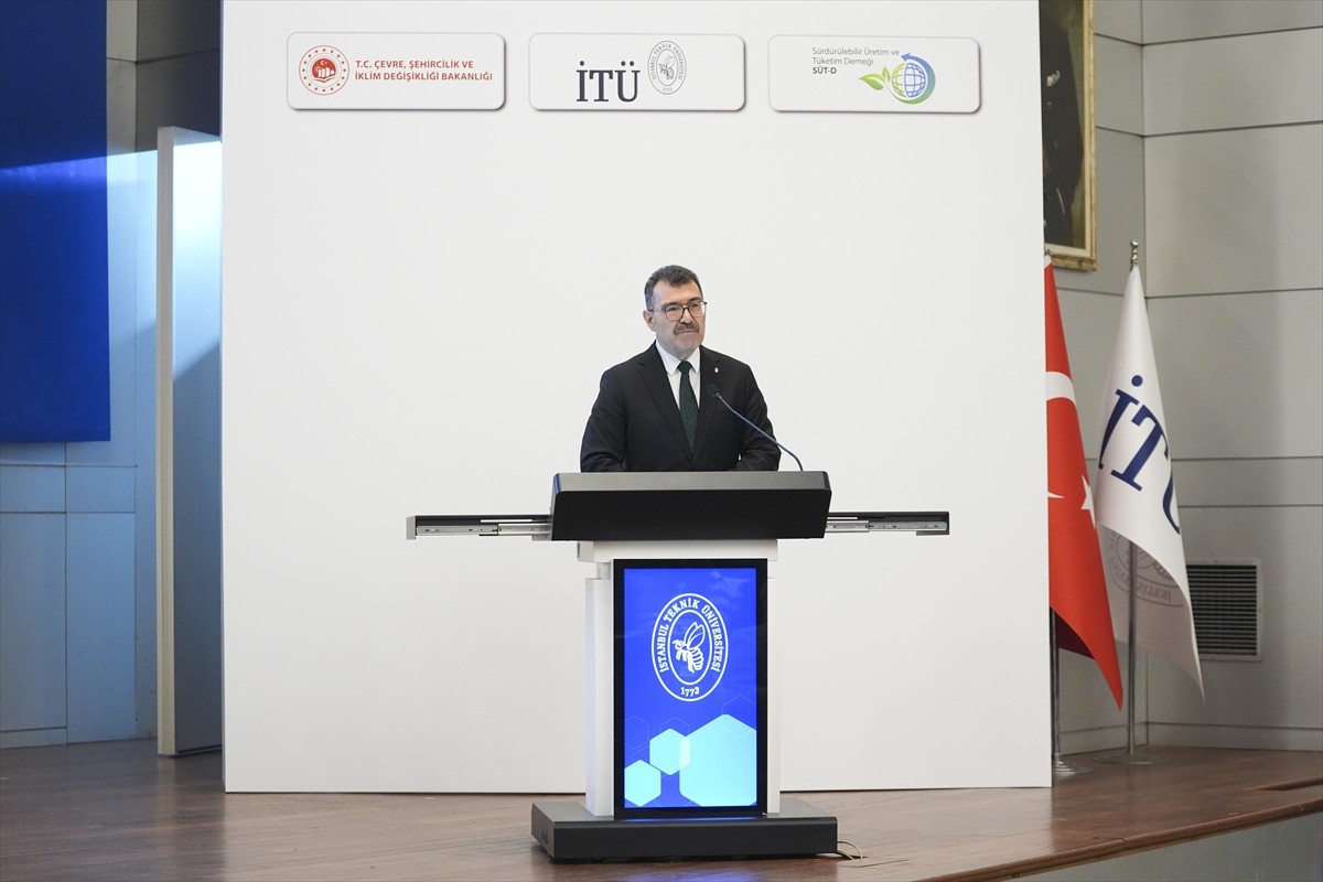 Sürdürülebilir Üretim ve Tüketim Derneği (SÜT-D) tarafından "Karbonsuzlaşma Yolunda Sürdürülebilir...