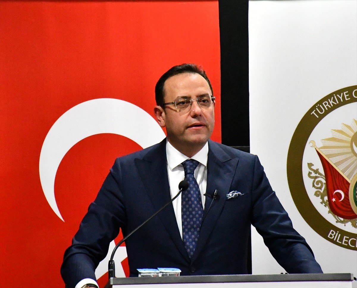 Tarım ve Orman Bakan Yardımcısı Ebubekir Gizligider, Şeyh Edebali Kültür ve Kongre Merkezi'nde...