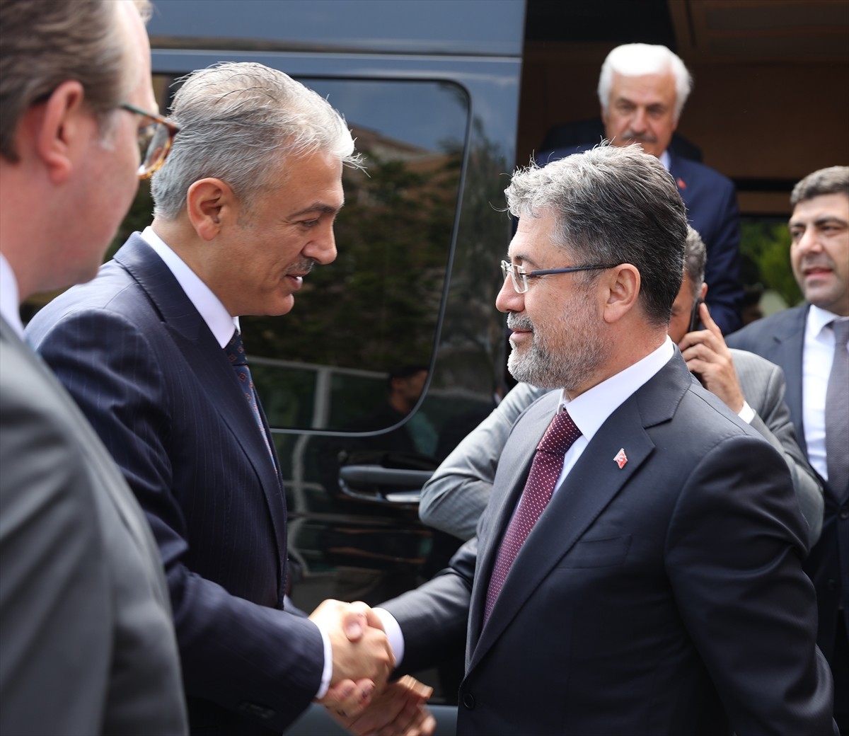 Tarım ve Orman Bakanı İbrahim Yumaklı, Mardin'de ziyaretler gerçekleştirdi. Bakan Yumaklı, Mardin...