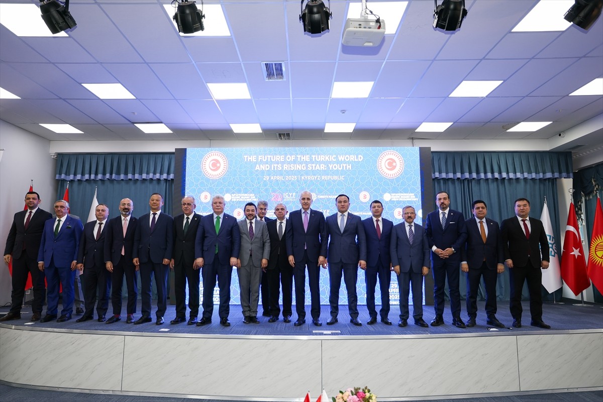 TBMM Numan Kurtulmuş, Kırgızistan'daki resmi temasları kapsamında, İslam İşbirliği Gençlik Forumu...