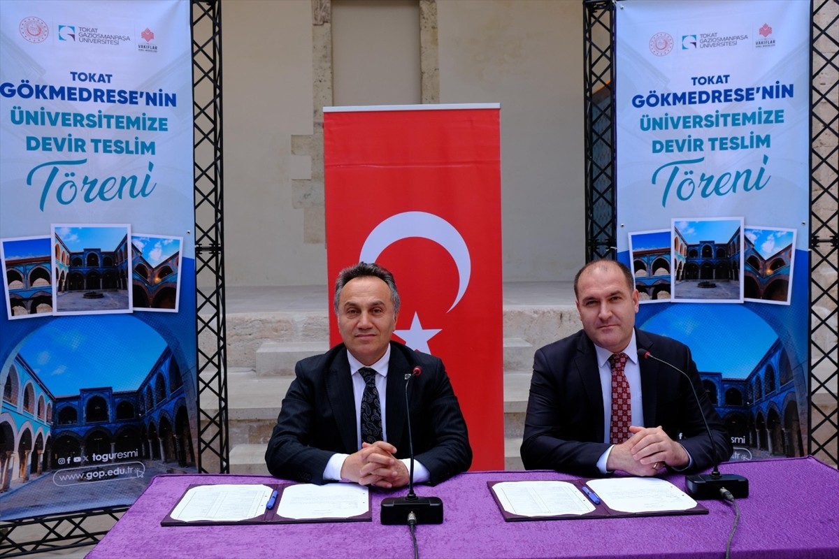 Tokat'ta bulunan tarihi Gökmedrese, Vakıflar Bölge Müdürlüğü ile imzalanan protokol kapsamında...