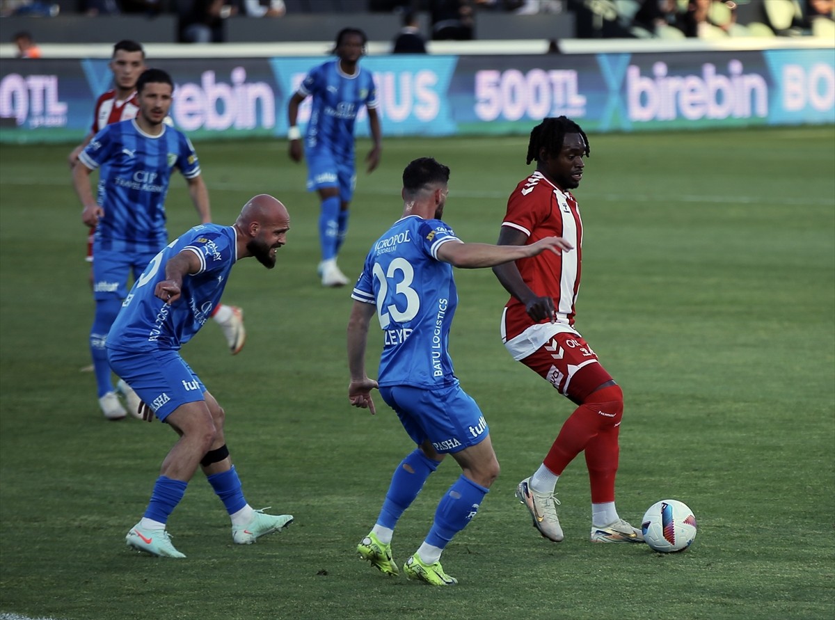 Trendyol Süper Lig'in 33. haftasında Sipay Bodrum FK – Reeder Samsunspor, Grey Beton Bodrum...