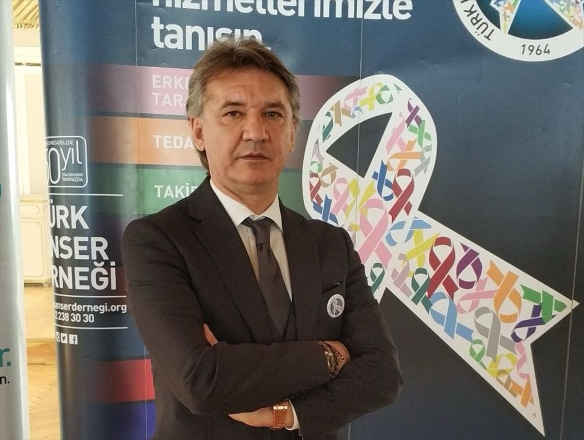 Türk Kanser Derneği Yönetim Kurulu Başkanı Burak Duruman, AA muhabirine açıklama yaptı.