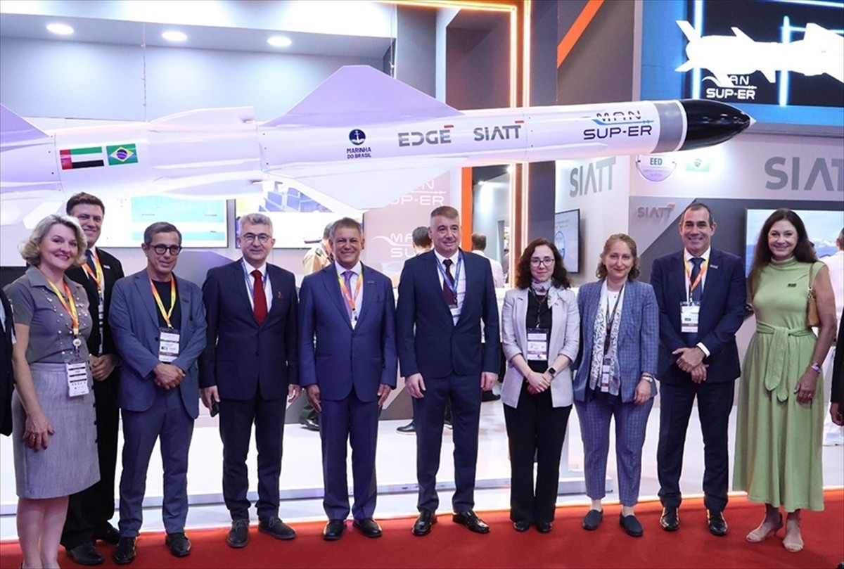 Türk savunma sanayisi, KTJ-3200 Turbojet Füze Motoru ile ilk kez jet motoru ihracatına imza attı....