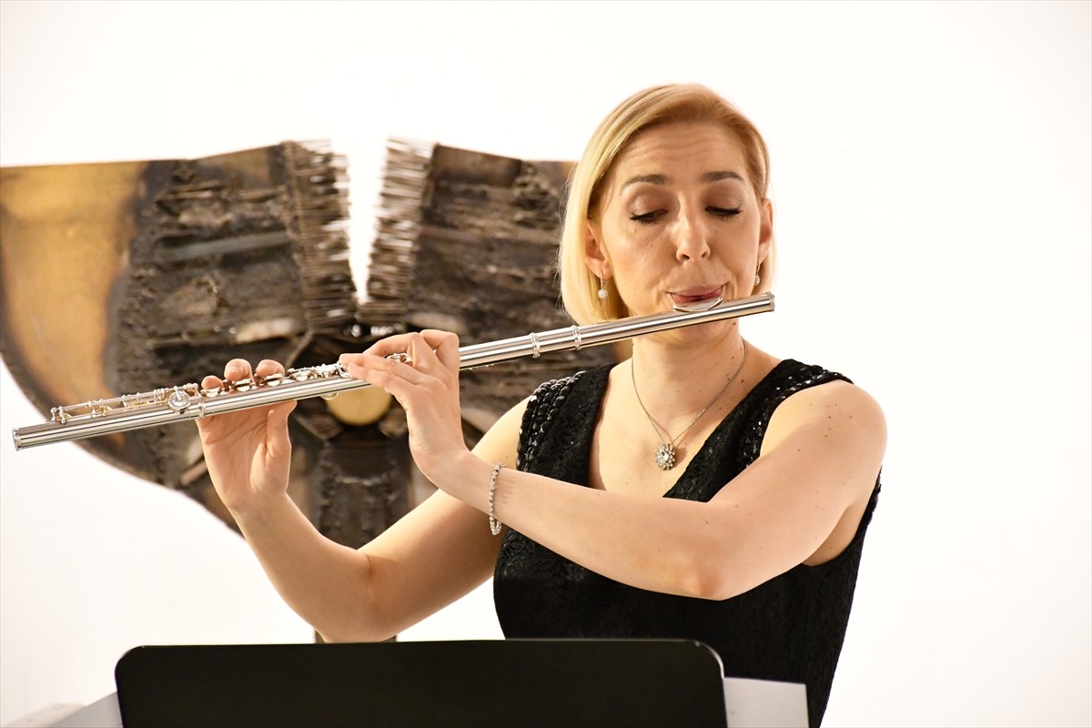 Türkiye'nin Üsküp Büyükelçiliği desteğiyle, Üsküp Yunus Emre Enstitüsü (YEE) tarafından...