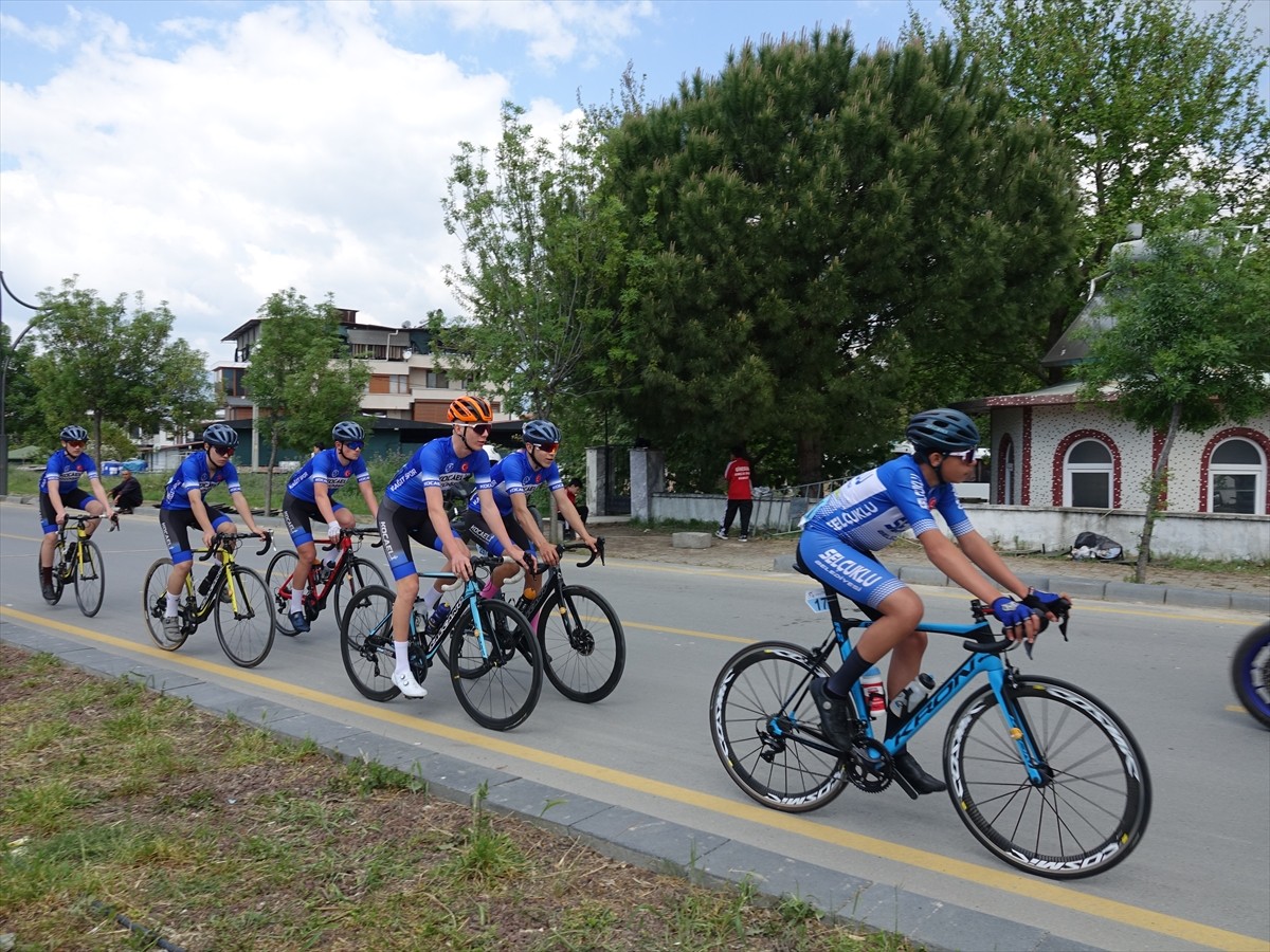 Türkiye Bisiklet Federasyonunca düzenlenen Türkiye Kupası 3. Etap Puanlı Yol Yarışları...