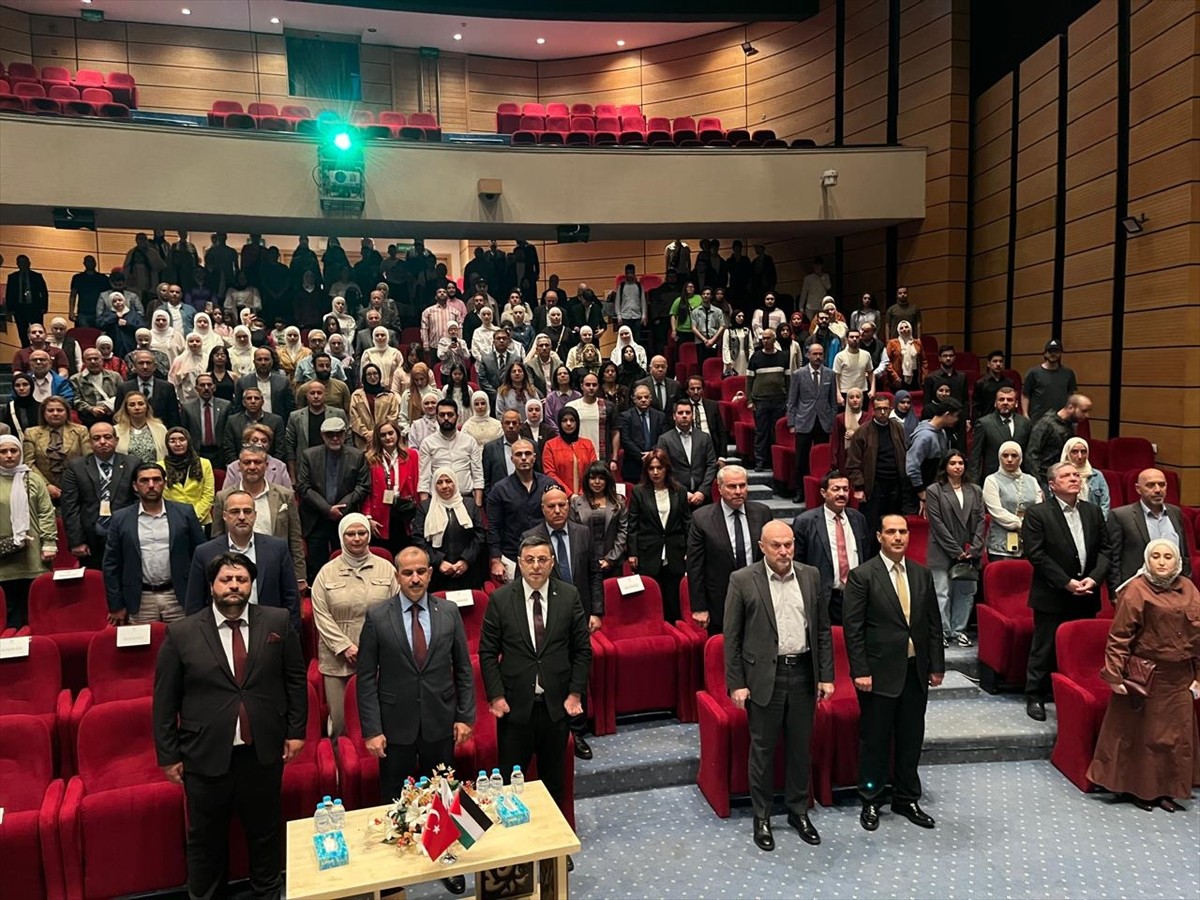 Türkiye Büyük Millet Meclisindeki (TBMM) engelli Milletvekili Serkan Bayram'ın hayatını konu alan...