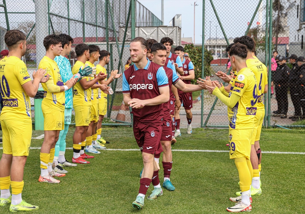 Türkiye Gelişim Ligleri 19 Yaş Altı Elit A Ligi'nin 32. haftasında Trabzonspor'a konuk olan ikas...
