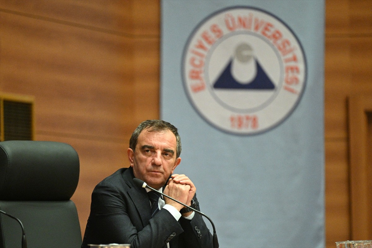 Yerli aşı TURKOVAC'ı geliştiren Erciyes Üniversitesi (ERÜ) Aşı Araştırma ve Geliştirme Uygulama ve...