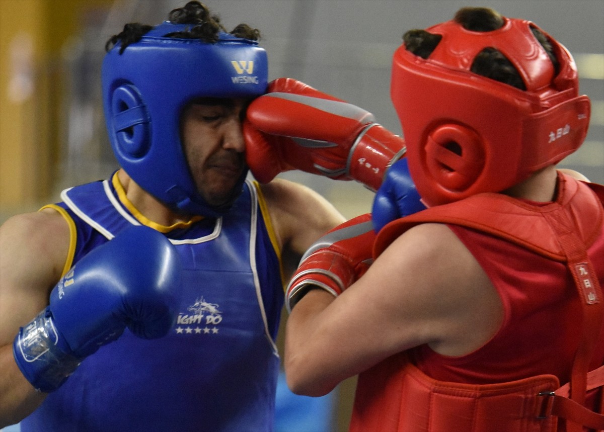 2025 Türkiye Üniversiteler Arası Wushu Kung Fu Şampiyonası, Sakarya'da sürüyor.