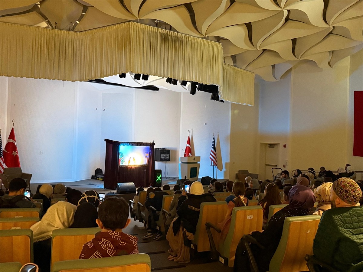 ABD'de faaliyet gösteren Türk Amerikan Sanat Topluluğu (TAASNY) tarafından yürütülen "Karagöz ABD...