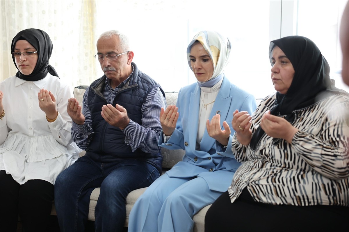 Aile ve Sosyal Hizmetler Bakanı Mahinur Özdemir Göktaş, Samsun programı çerçevesinde, 2013 yılında...