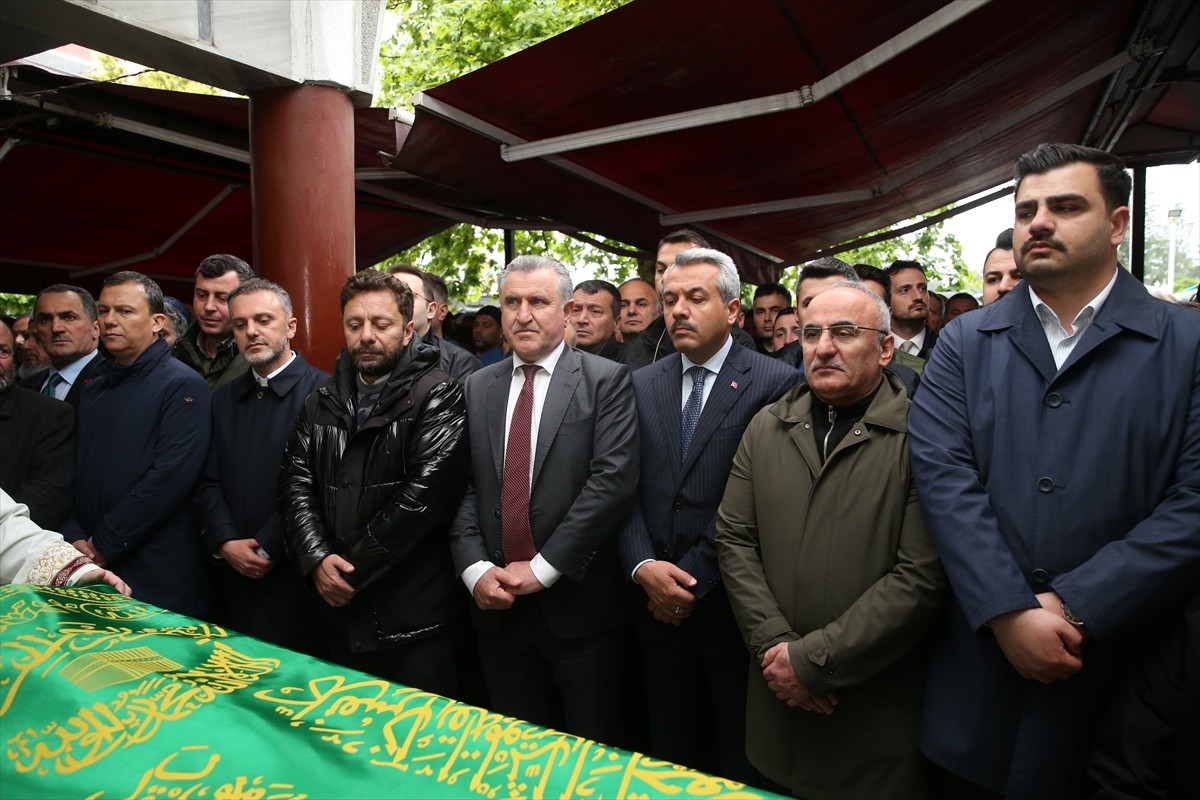 AK Parti Rize Milletvekili Muhammed Avcı'nın babası Hacı Kemal Avcı'nın cenazesi, Rize'de toprağa...