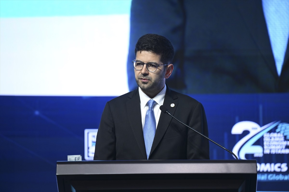 AlBaraka İslam Ekonomisi Forumu tarafından, "Türkiye AlBaraka Zirveleri" kapsamında düzenlenen "2....