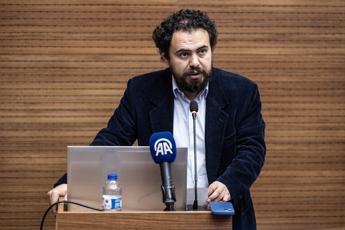 Anadolu Ajansının (AA) "Global İletişim Ortağı" olduğu "1. Uluslararası Kişilerarası İletişim...