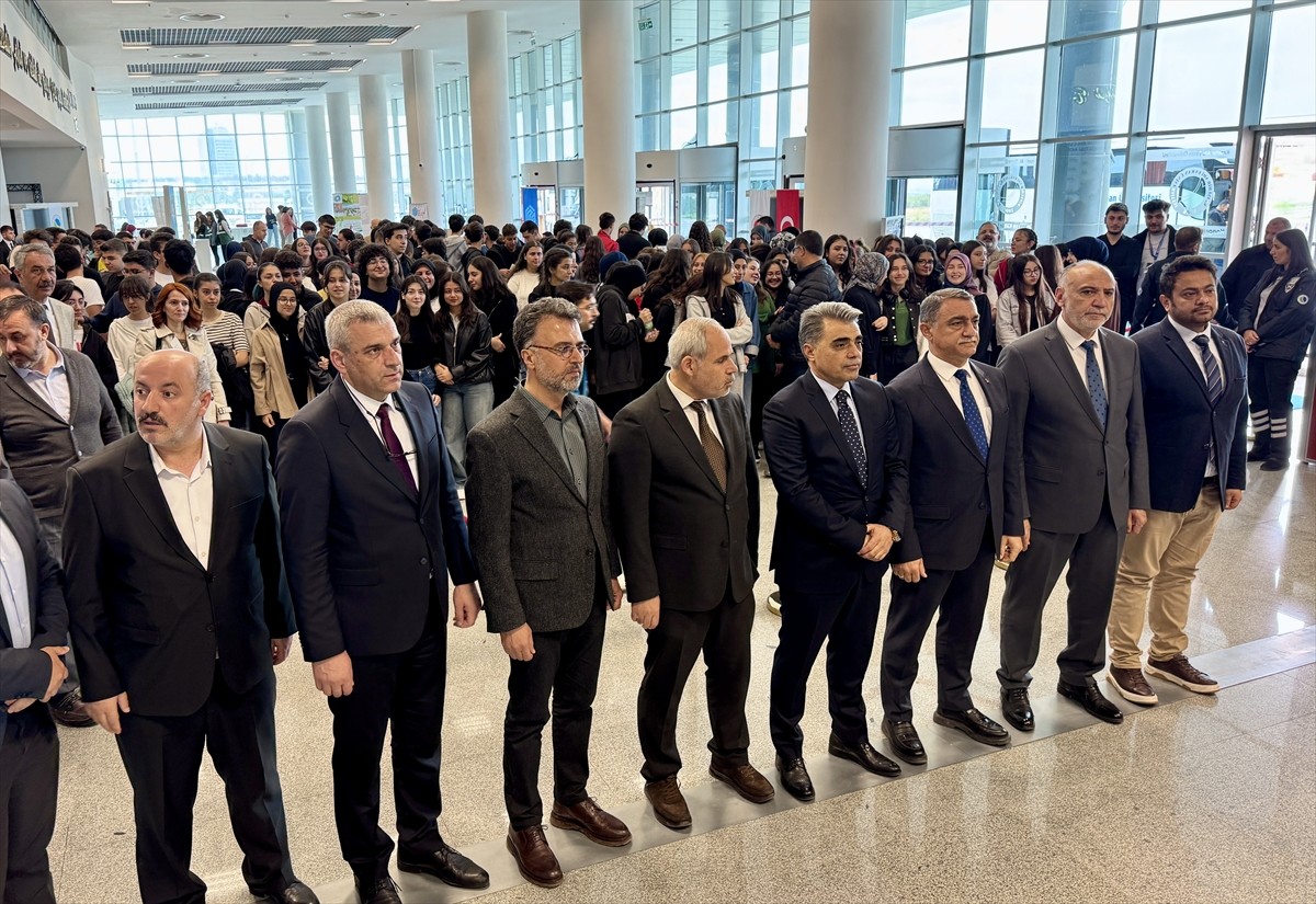 Anadolu Üniversiteler Birliği tarafından Kırşehir Ahi Evran Üniversitesi (KAEÜ) ev sahipliğinde 18...