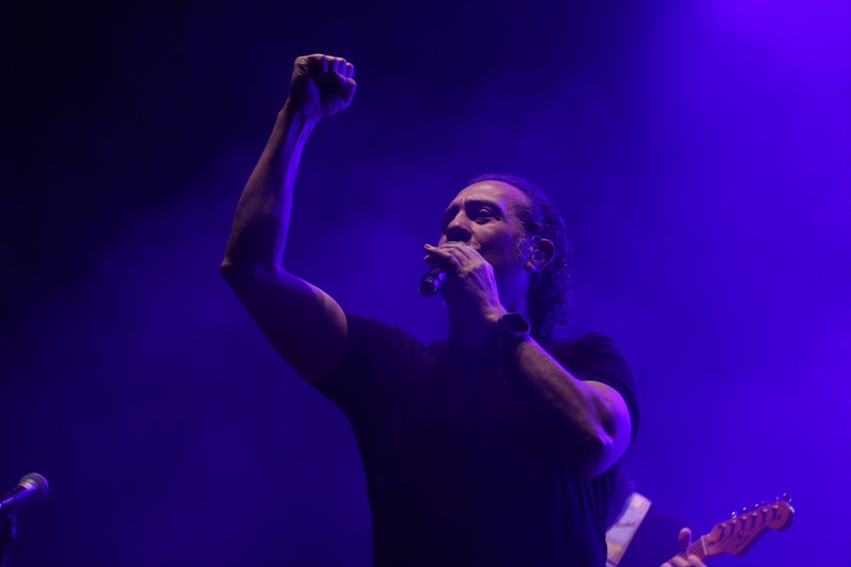 Antalya'da bu yıl 4'üncüsü düzenlenen Uluslararası Antalya Yörük Türkmen Festivali'nin resmi...