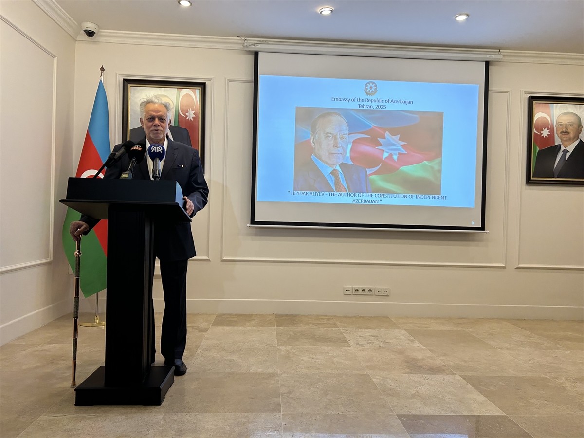 Azerbaycan'ın Tahran Büyükelçiliği tarafından Azerbaycan'ın ulusal lideri Haydar Aliyev'in...