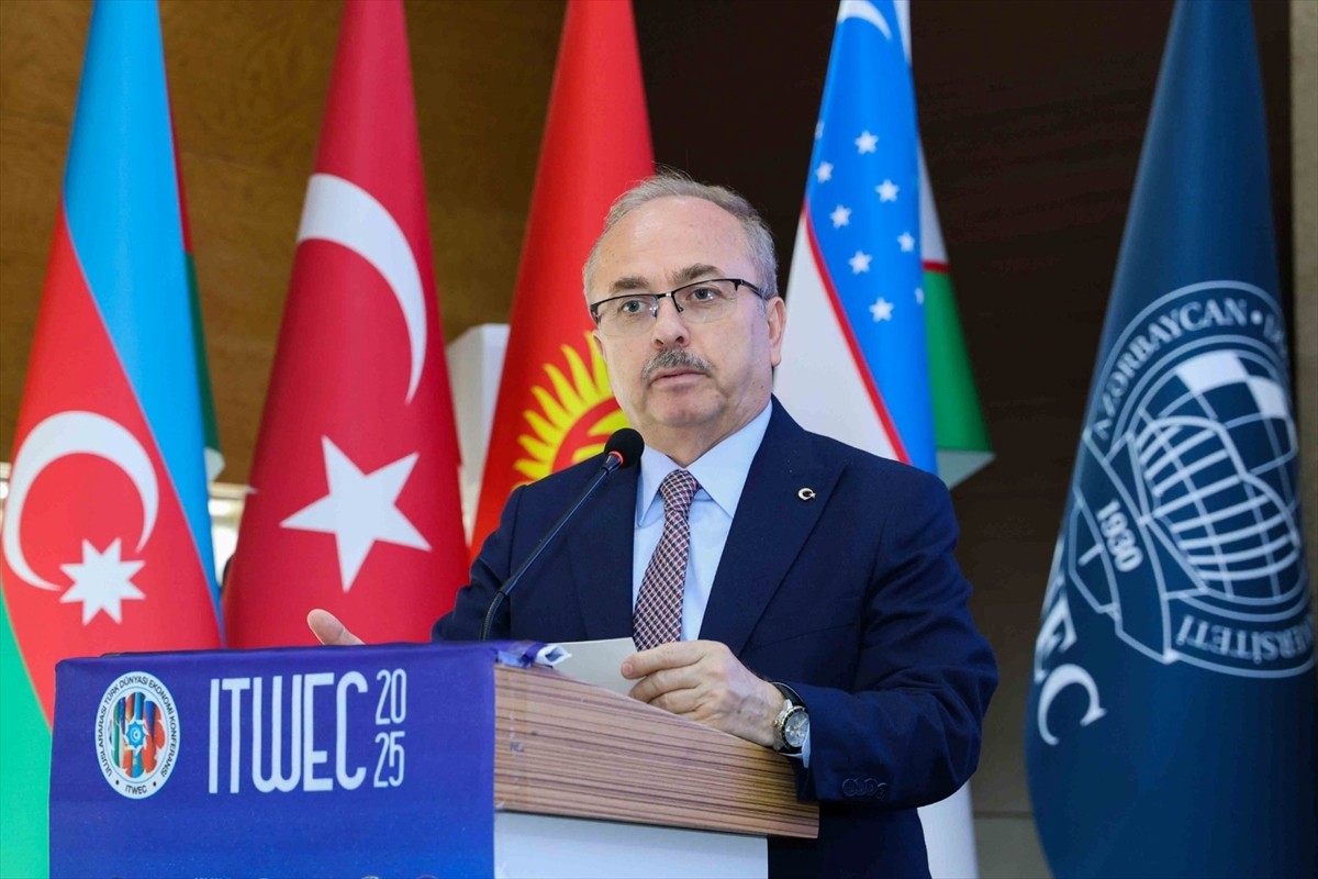 Azerbaycan’ın başkenti Bakü'de, Uluslararası Türk Dünyası İktisat Konferansı gerçekleştirildi....