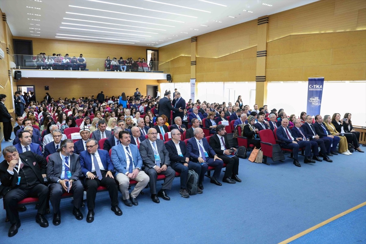 Azerbaycan’ın başkenti Bakü'de, Uluslararası Türk Dünyası İktisat Konferansı gerçekleştirildi....