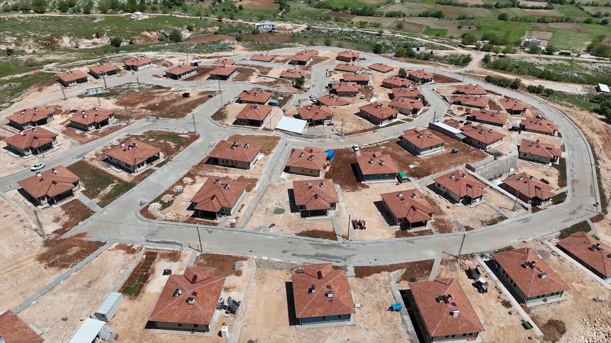 Çevre, Şehircilik ve İklim Değişikliği Bakanlığı Yapı İşleri Genel Müdürlüğünce, 6 Şubat 2023'teki...