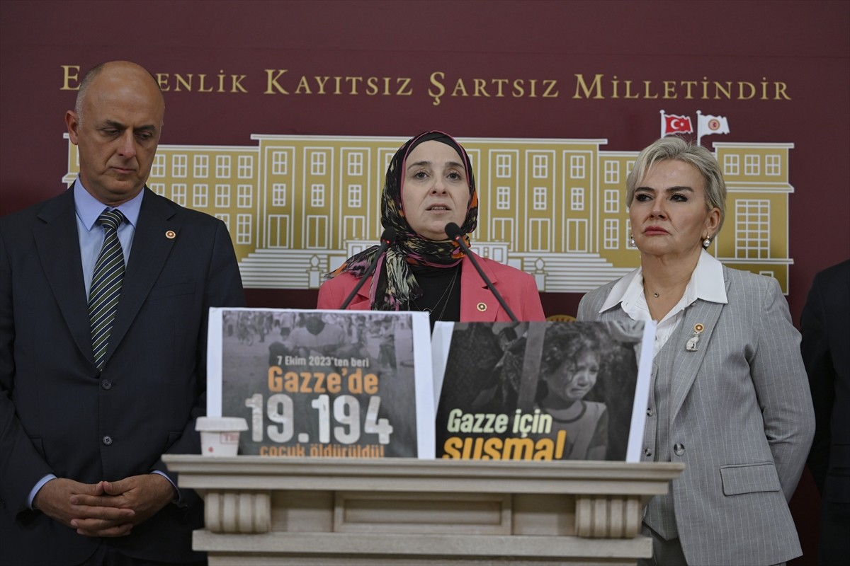 Çocuk Hareketi üyesi bazı milletvekilleri, Gazze'deki çocuk ölümlerine ve açlığa dikkati çekmek...