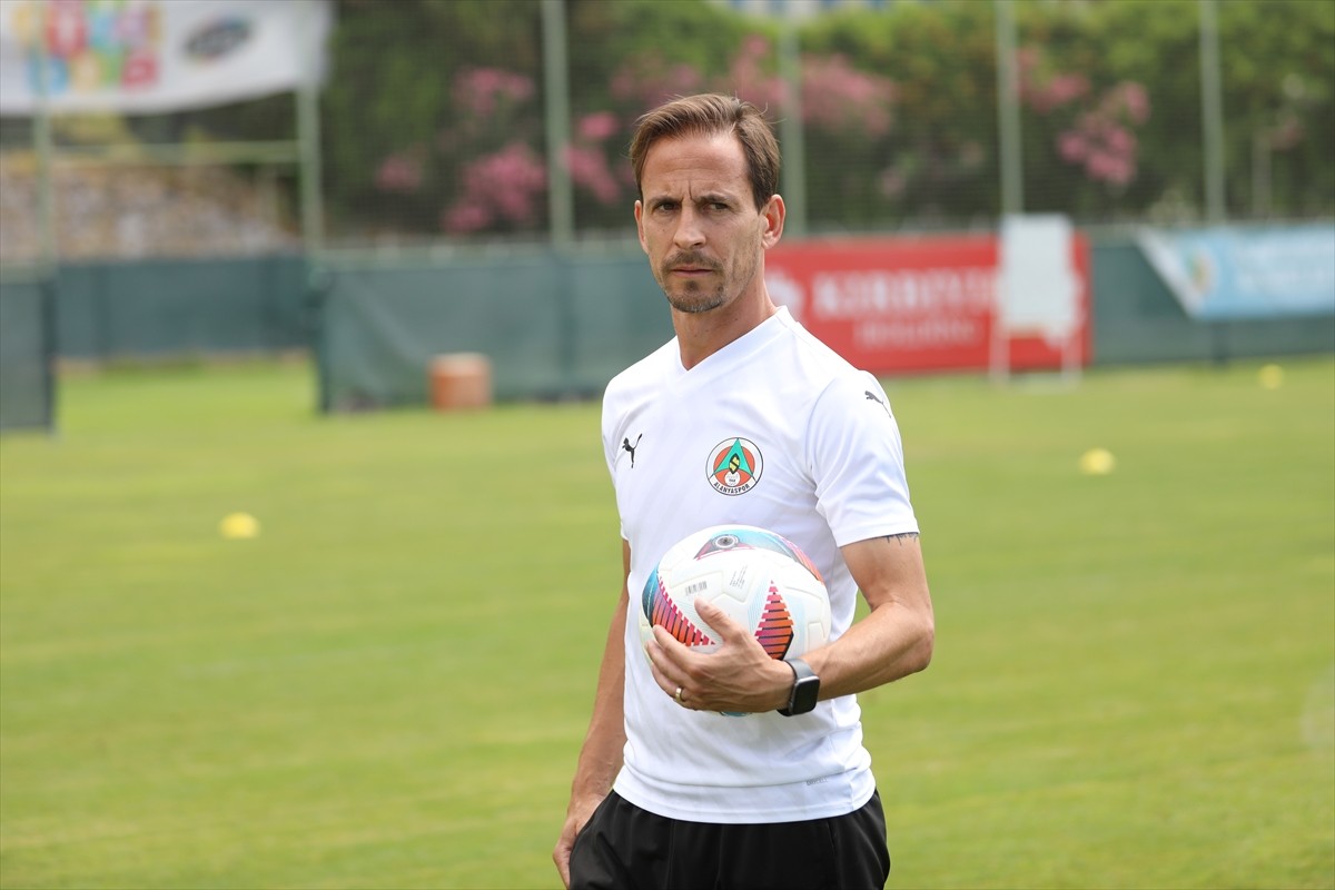 Corendon Alanyaspor, Trendyol Süper Lig'in 38. haftasında Net Global Sivasspor ile oynayacağı...