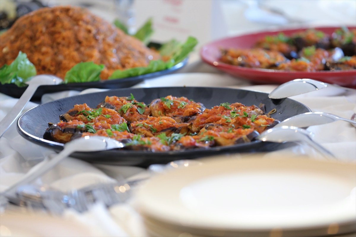 Cumhurbaşkanlığının ve Emine Erdoğan’ın himayesinde, Kültür ve Turizm Bakanlığının desteğiyle her...